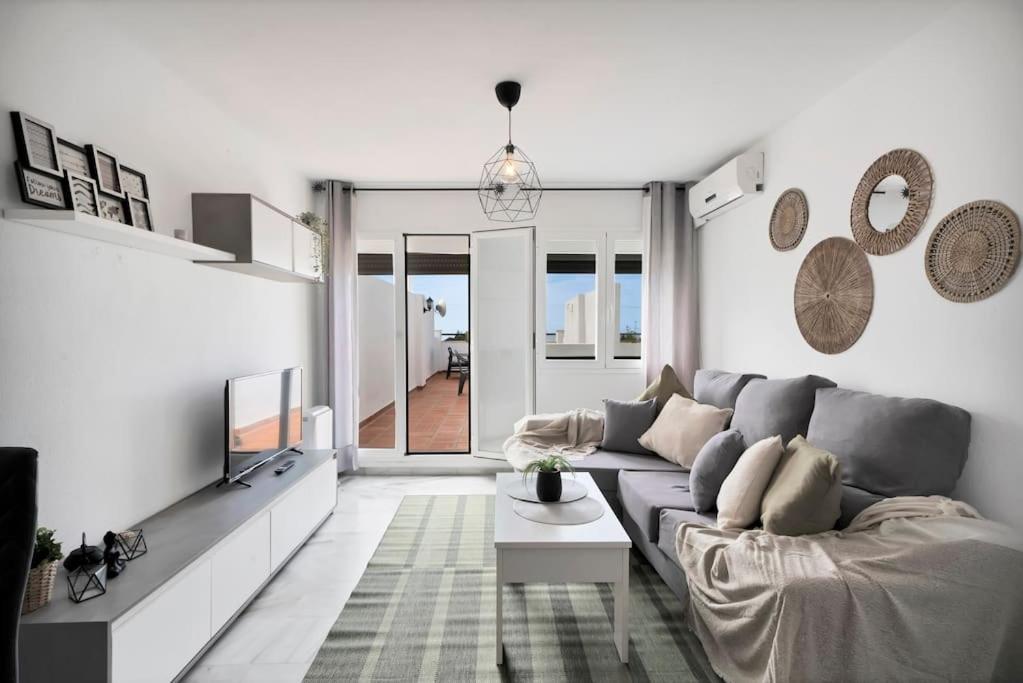 Duplex Con Vistas Al Mar, Piscina Y Gimnasio - Las Abejeras 226 Estepona Bagian luar foto