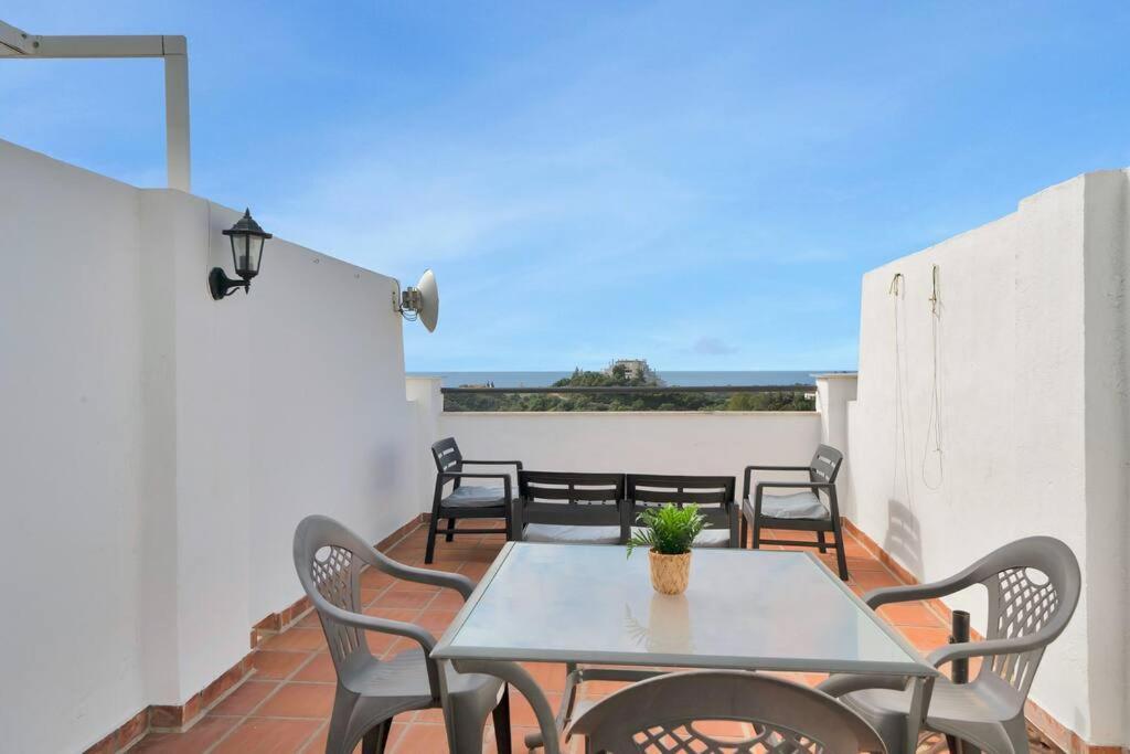 Duplex Con Vistas Al Mar, Piscina Y Gimnasio - Las Abejeras 226 Estepona Bagian luar foto