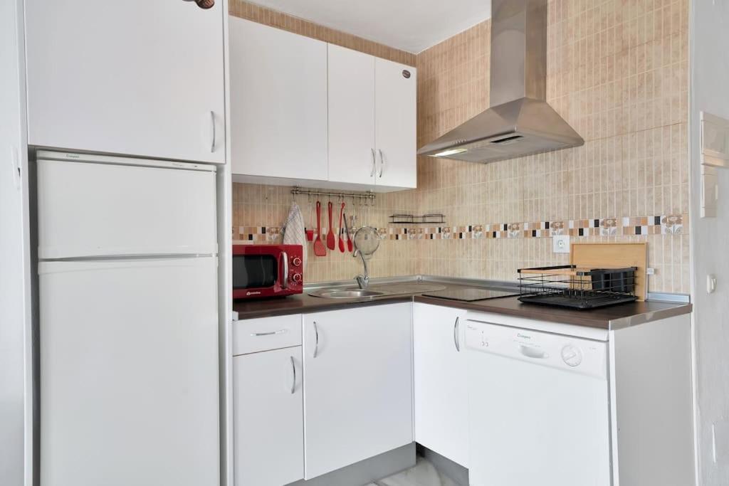 Duplex Con Vistas Al Mar, Piscina Y Gimnasio - Las Abejeras 226 Estepona Bagian luar foto